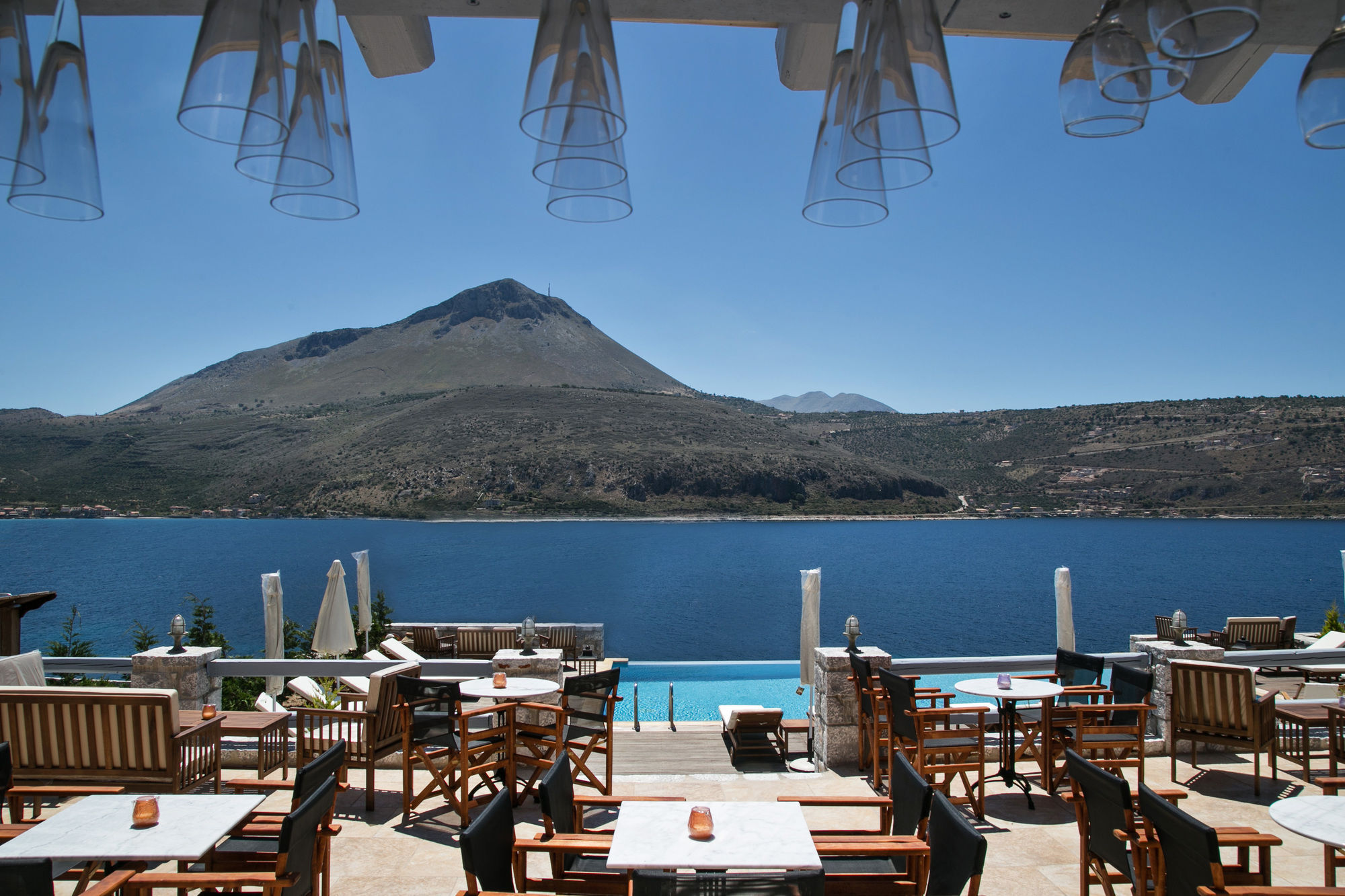 Εn Plo Luxury Suites Karavostasi  Exterior photo